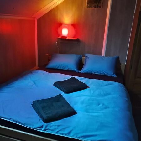 Hostel Suzzzy Novska Eksteriør bilde
