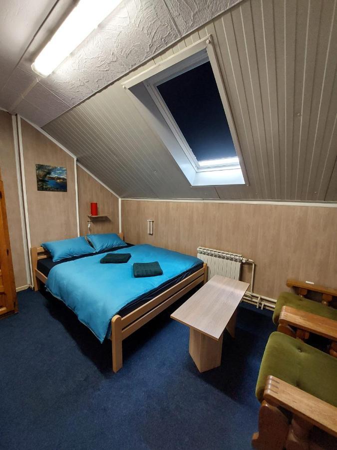 Hostel Suzzzy Novska Eksteriør bilde