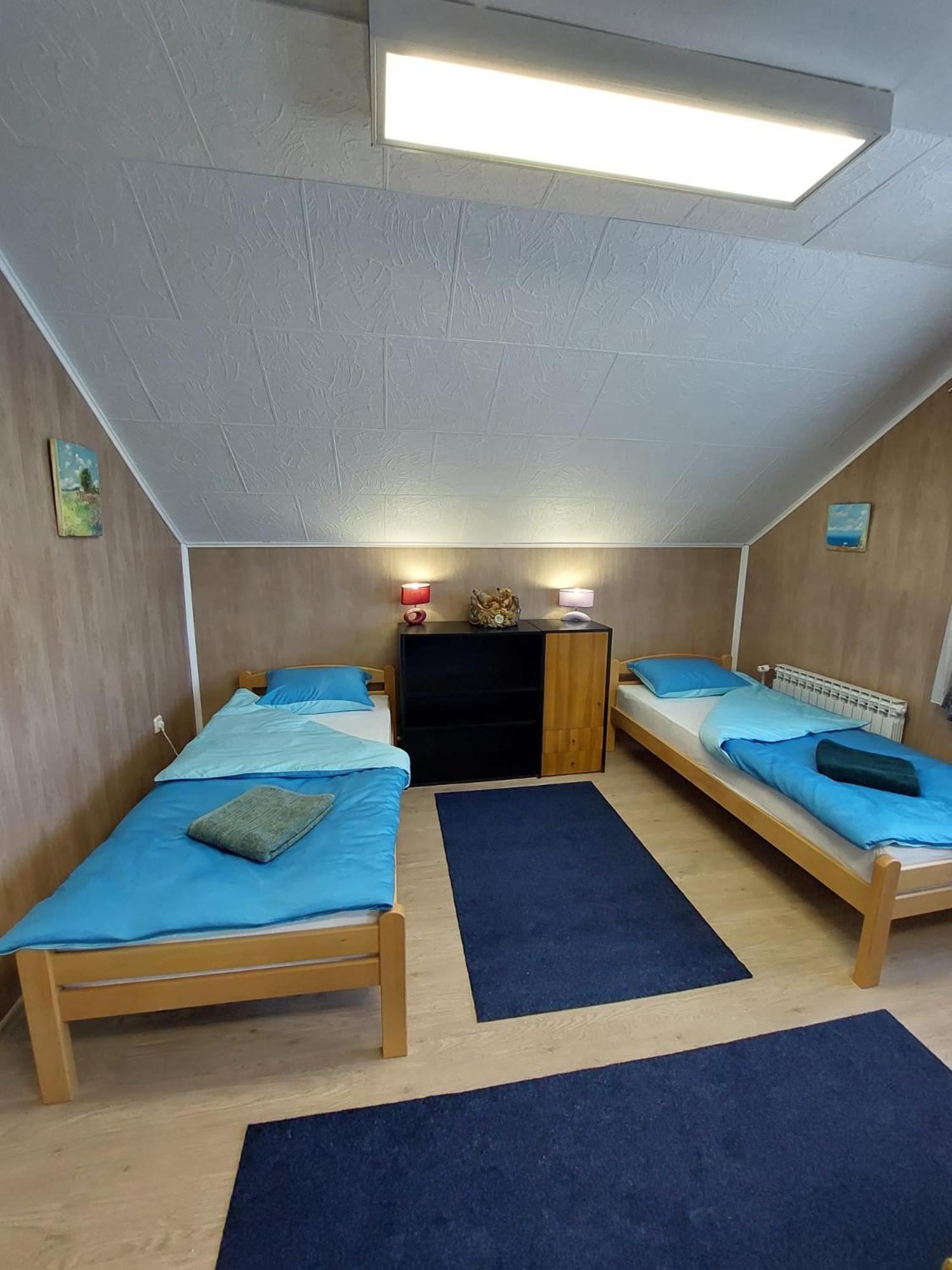 Hostel Suzzzy Novska Eksteriør bilde